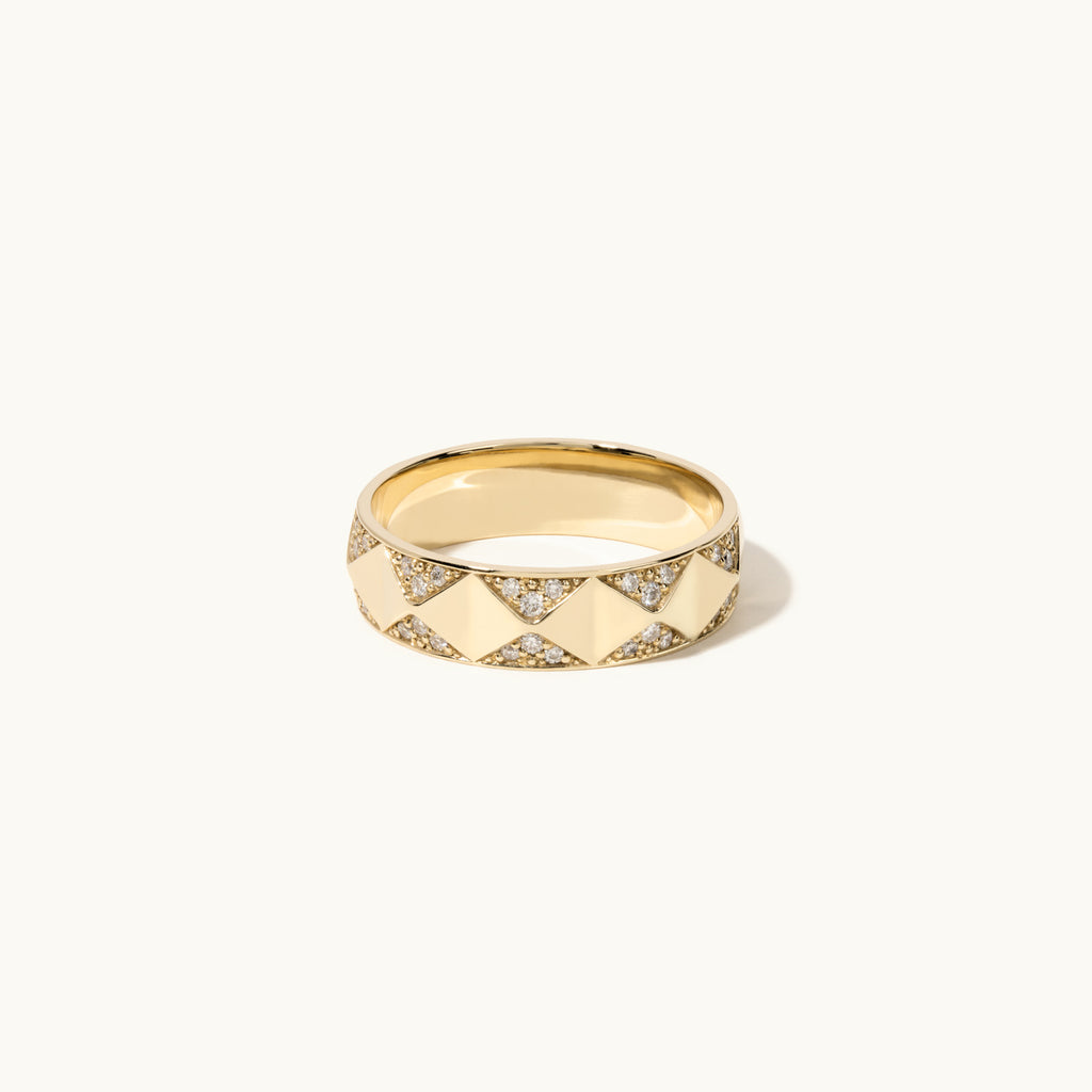 Face view of Jewellers District's Faceted Gold Ring with Accent Diamonds in 14k Yellow Gold