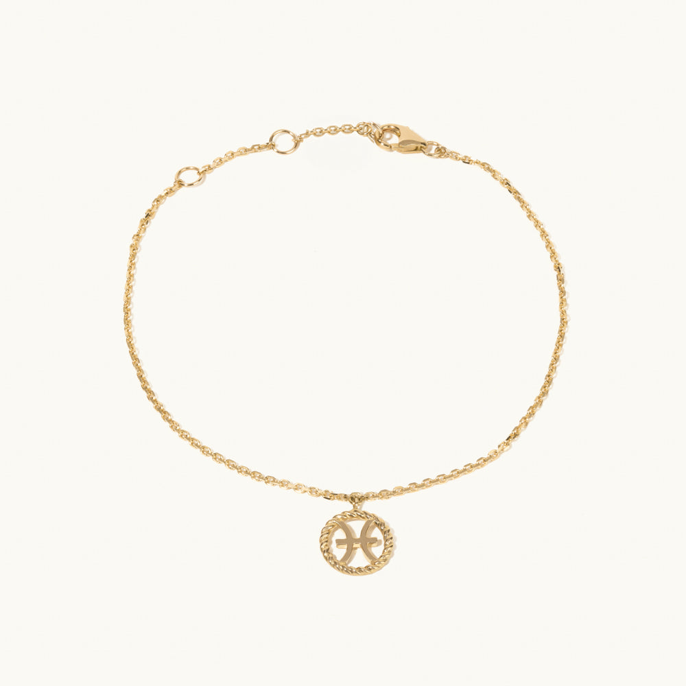 Jewellers District's Gold Zodiac Charm Bracelet: Pisces in 10k Yellow Gold