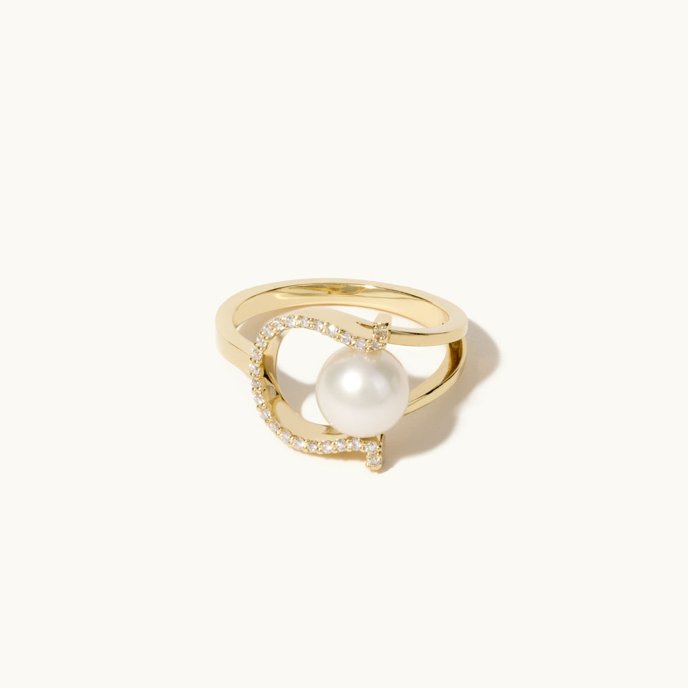 Face view of Jewellers District's Horseshoe Freshwater Pearl Ring with Diamond Pavé in 14k Yellow Gold